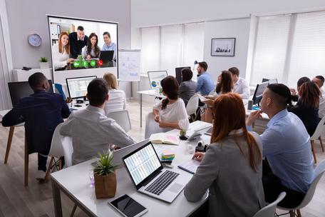 Hotels mit hybriden und digitalen Veranstaltungsmöglichkeiten